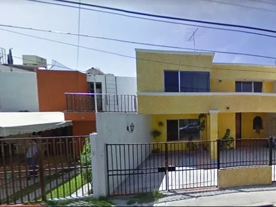 A La Venta; Casa En Remate Hipotecario En La Colonia San Javier, Queretro
