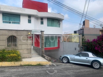 Casa en Venta en Paseos Del Bosque, Naucalpan, ...