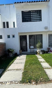 Casa sola en venta inmuebles en Valle Real,