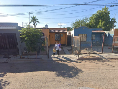 Casa En Remate Bancario En Mirlos, Aves Delcastillo, Cajeme, Sonora -gic