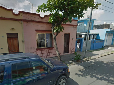 Casa En Remate Bnacario En Centro, Veracruz. (65% Debajo De Su Valor Comercial, Solo Recursos Propios, Unica Oportunidad) -ekc