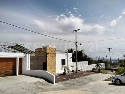 Casa en Venta en Temixco, Morelos, Fraccionamiento Brisas