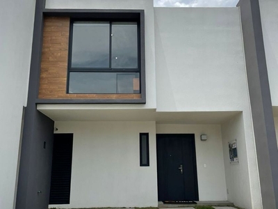 Casa en condominio en venta San Mateo Otzacatipan, Toluca