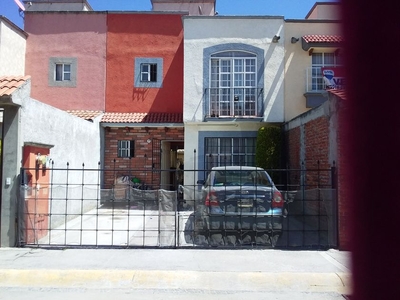 Casa en venta Los Sauces V, Toluca