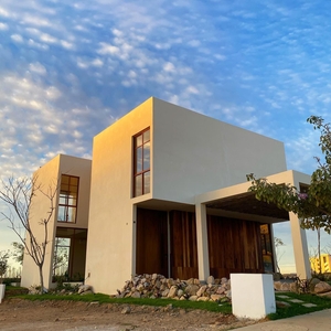 Casa en El Cielo Parque Residencial – CONCEPTO INNOVADOR!