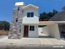Casa en venta con cuatro recamaras en Panotla, Tlaxcala, onamiento Santa Elena