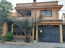 casa sola en renta, en san francisco culhuacán barrio de santa ana, coyoacán