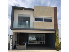 Casas en venta en LA PERLA NORTE modelo FRISIA