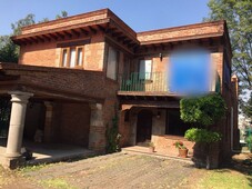 en exclusiva y segura privada casa colonial mexicana en venta o renta - 4 recámaras - 4 baños - 270 m2