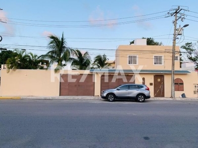 VENTA Casa con Ampliación de 6 Apartamentos - Cancún