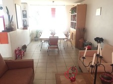 se vende amplia casa en san josé del olivar