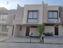 CASA EN PRE-VENTA POR GALERIAS SANTA ANITA