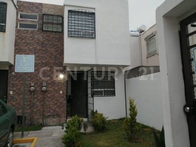 Casa en Condominio en Venta en la colonia El Cerrillo en Lerma