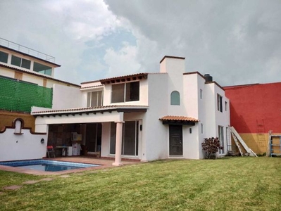 CASA EN VENTA, SEG 24 HRS, REMODELADA, FRACC. LOMAS DEL SOL,