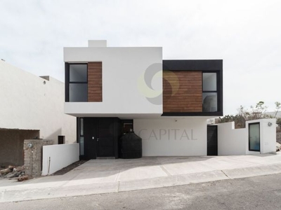 Casa en Zibatá con sala doble altura y Master Suite IG