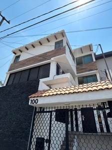 Vendo excelente casa en Boulevares, Naucalpan