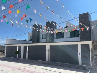 Casa en venta Calle Los Serranos, San Mateo Atenco, Estado De México, México