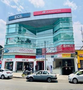 Local Comercial En Renta En Planta Baja En Insurgentes Sur, Tlalpan, México