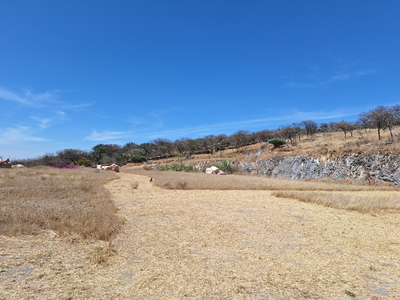 Terreno En Venta En El Marques, Carretera A Huimilpan, A 10 Minutos De Centro Sur Queretaro