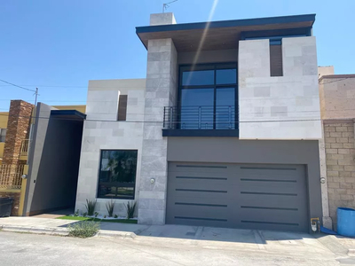 Venta, Residencia En Saltillo Coahuila, Residencial Los Real