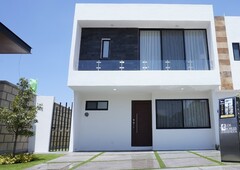 casa en juriquilla de 3 recámaras con 18 amenidades de lujo - residencial los robles, modelo roble mercadolibre