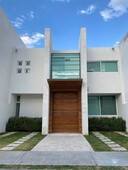 casa en lomas del refugio con vista al lago mercadolibre