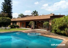 Casa en venta en Jardines de Delicias, Vigilancia, Cuernavaca, onamiento Jardines de Delicias - 5 baños - 750.00 m2