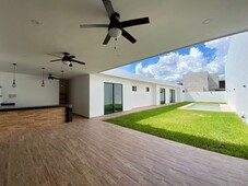 CASA EN VENTA MÉRIDA, CON 602m2, UNA PLANTA, Nuevo Bellavista Dzityá.