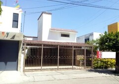 4 cuartos, 260 m casa una planta, 486 m2 terreno, prados providencia, guadalajara