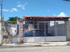 casa en francisco de montejo de una planta, zona privilegiada