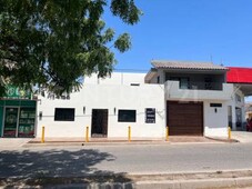 CASA EN VENTA CON UBICACIÓN COMERCIAL