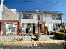 Casa en Venta en Toluca. Colonia Unidad Victoria
