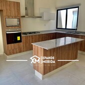 CASA EN VENTA EN PRIVADA DZITYA