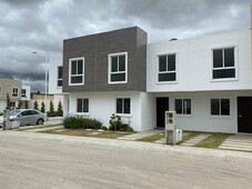 casas en venta - 90m2 - 4 recámaras - real de toledo - 1,180,200