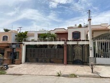 se renta casa en montebello culiacan