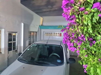 Casa en venta Calle Iztaccíhuatl, La Florida Ciudad Azteca, Ecatepec De Morelos, Estado De México, México