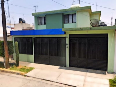 Casa en venta Huerto Poniente 154, Mz 042, Paseos De Santa Maria, Cuautitlán, Estado De México, México