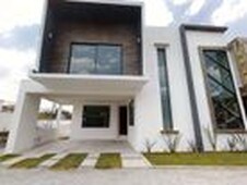 Casa en condominio en Venta Strega
, Agrícola Francisco I. Madero, Metepec