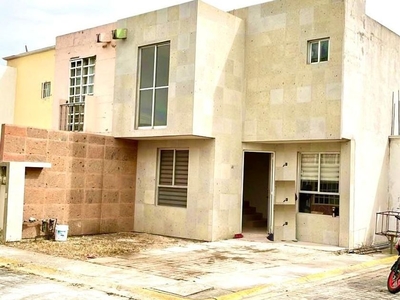 Casa en renta Privada Del Nogal, Fraccionamiento Cedros 4000, Lerma, México, 52106, Mex