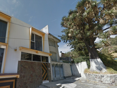 Casa en venta Tlatelolco, Barrio De Santa Bárbara, Toluca De Lerdo, Estado De México, México