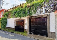 casa en venta dividido en dos departamentos