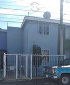 se vende casa en la consti