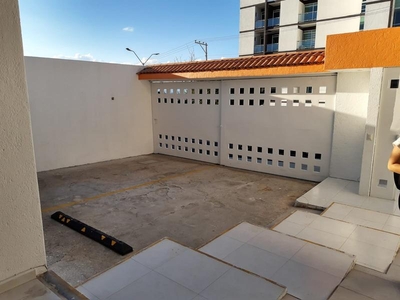 casas en renta - 295m2 - 4 recámaras - colinas del cimatario - 23,500