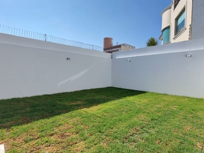 Casa Nueva en Venta Valle de San Javier 306 m² de Terreno, 4 Recámaras