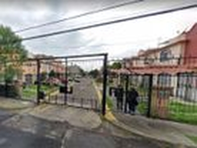 Casa en condominio en venta Valle Esmeralda, Unidad San Buenaventura, San Buenaventura, Estado De México, México