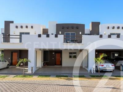 Casa en coto privado Residencial Montecarlo con Alberca en Mazatlán