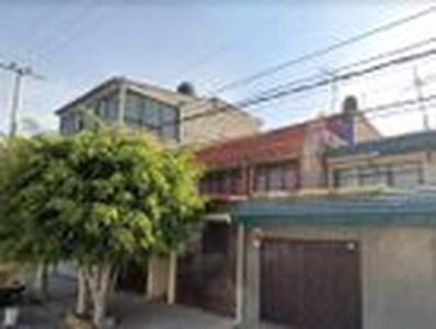 Casa en venta Calle Acrópolis 221u, Valle De Aragón, Ampliación Valle De Aragón Secc A, Ecatepec De Morelos, México, 55280, Mex
