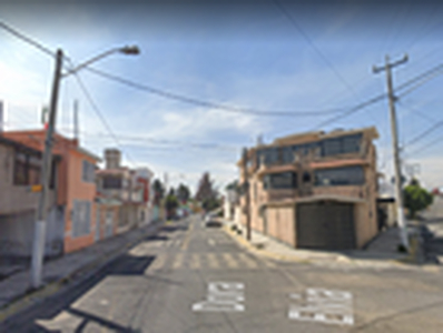 Casa en venta Calle Gloria 125, Unidad Victoria, Toluca, México, 50190, Mex