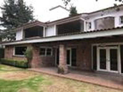 Casa en venta Paseo De Los Eucaliptos, 52005, Club De Golf Los Encinos, Lerma, Edo. De México, Mexico