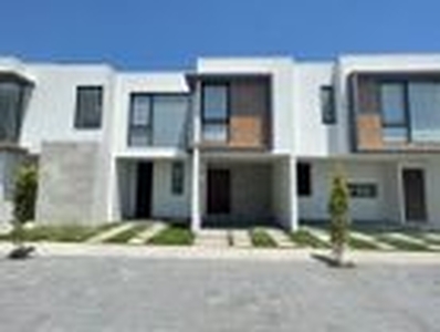 Casa en condominio en venta San Mateo Otzacatipan, Toluca